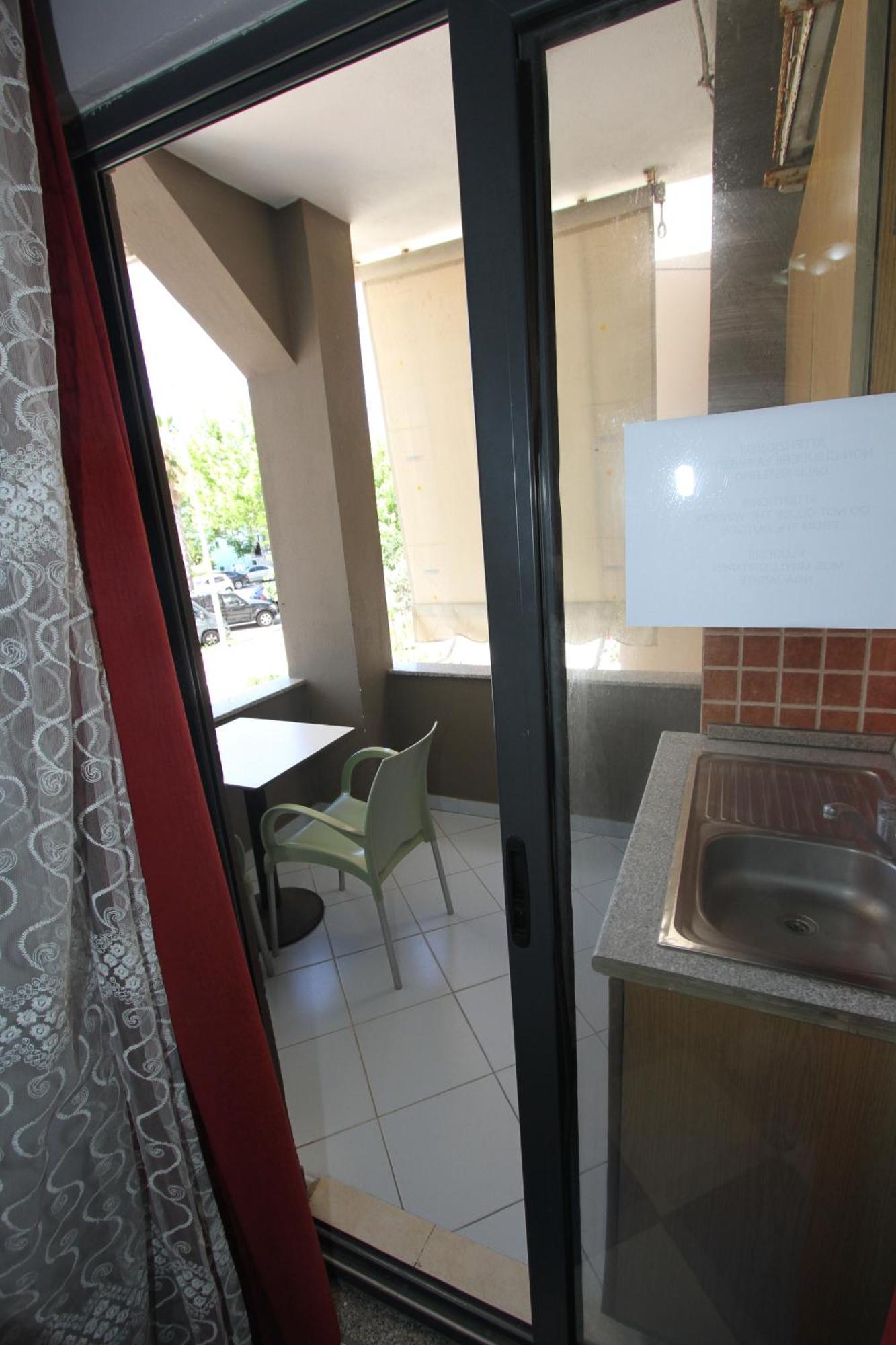 Kompleksi Eli Guest House Durrës Extérieur photo