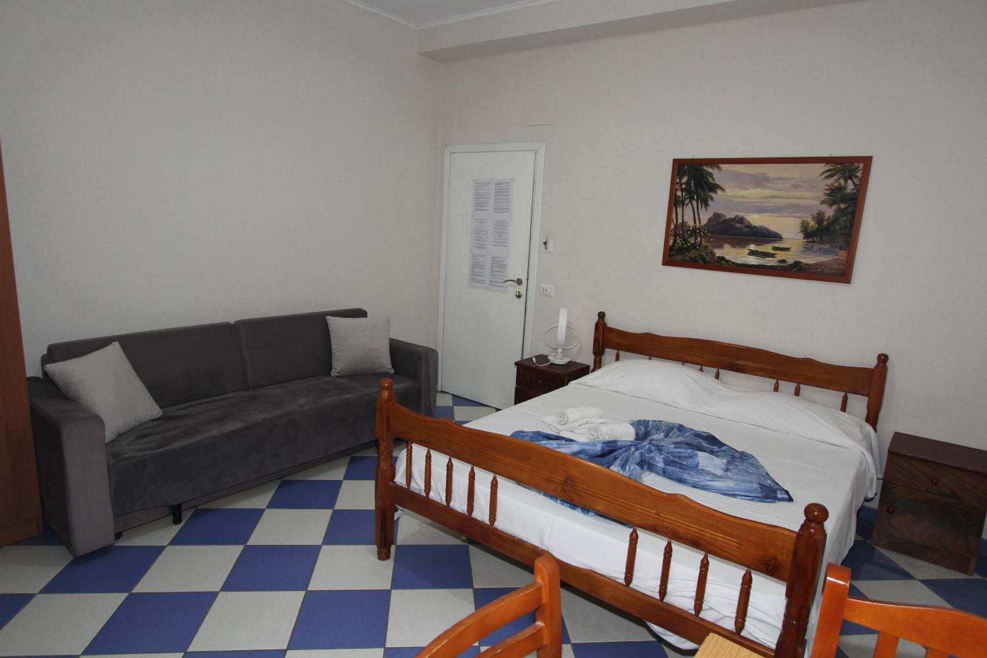 Kompleksi Eli Guest House Durrës Extérieur photo