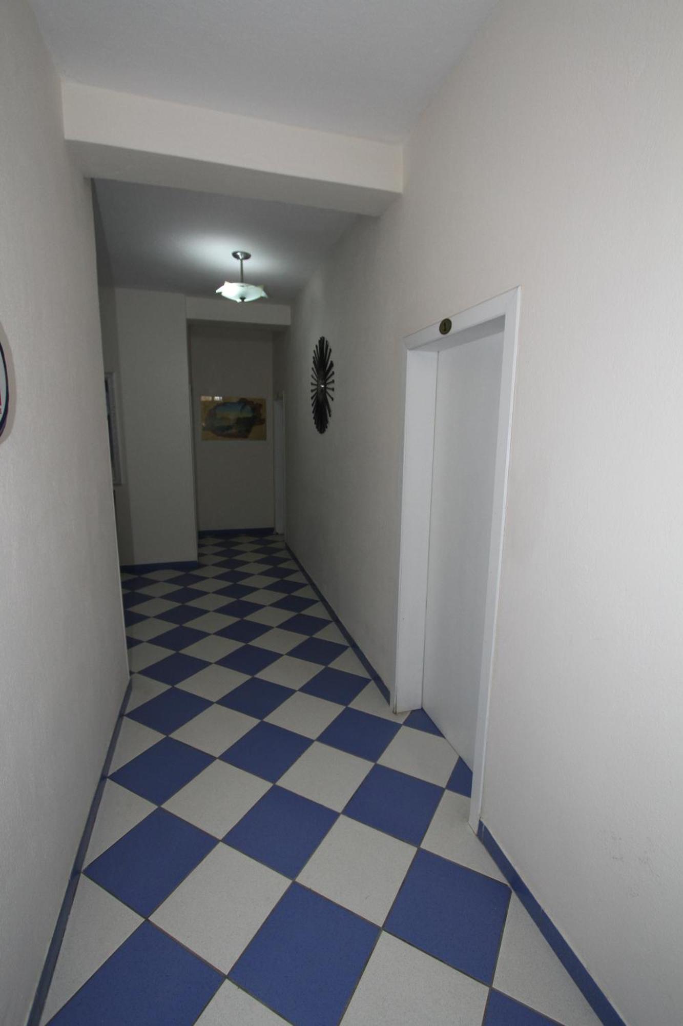 Kompleksi Eli Guest House Durrës Extérieur photo